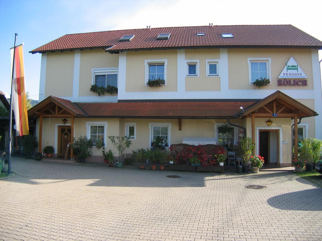 Fruehstueckspension Koelich Klagenfurt am Woerthersee Luaran gambar